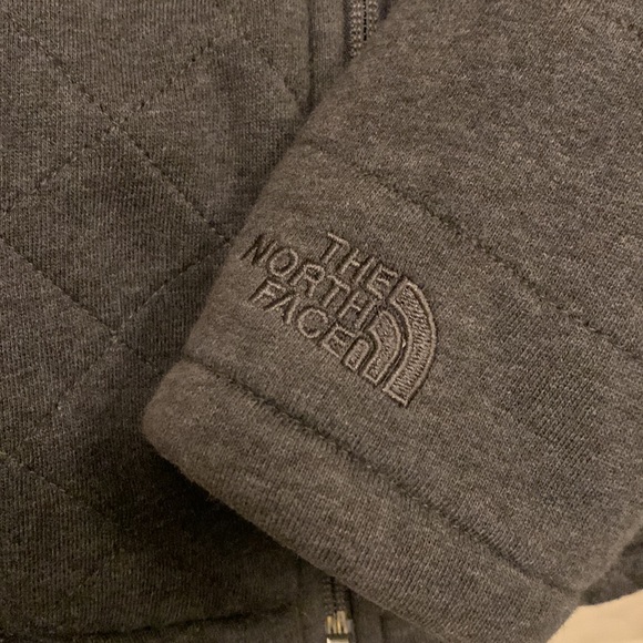 North Face Quilted Women’s Jacket - Picture 3 of 3